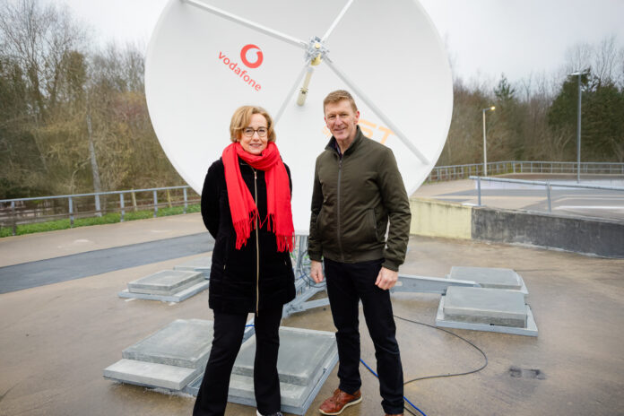 vodafone-uzayla-gorusme Vodafone uydu görüşmesi