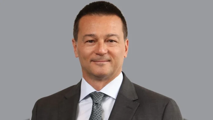 zorlu-holding-eski-CEO